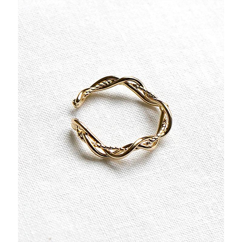 Twist design gold ring 5