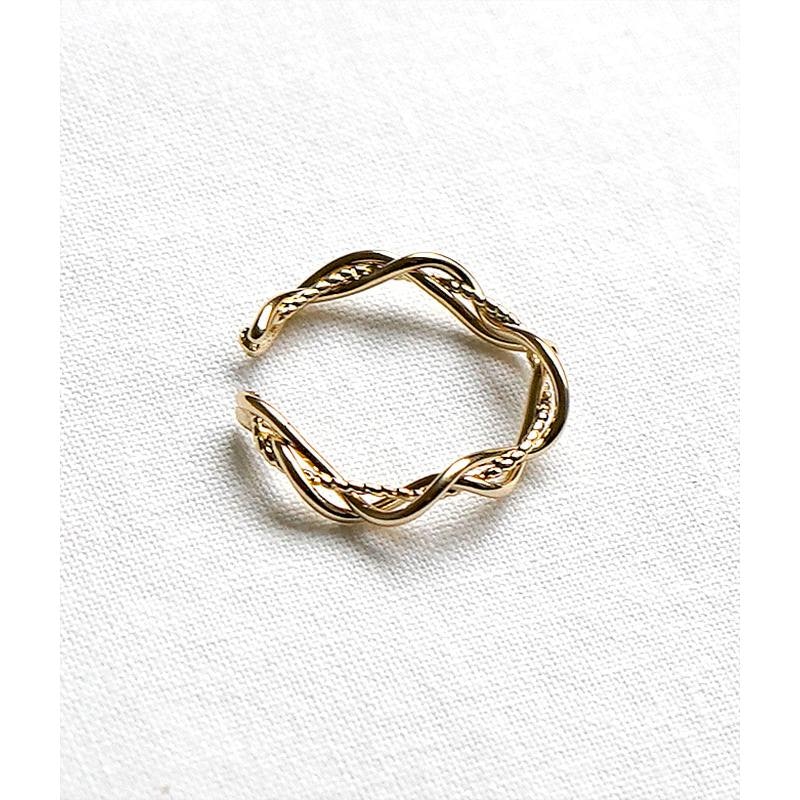 Twist design gold ring 5