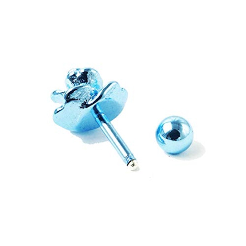 ピアス 4
