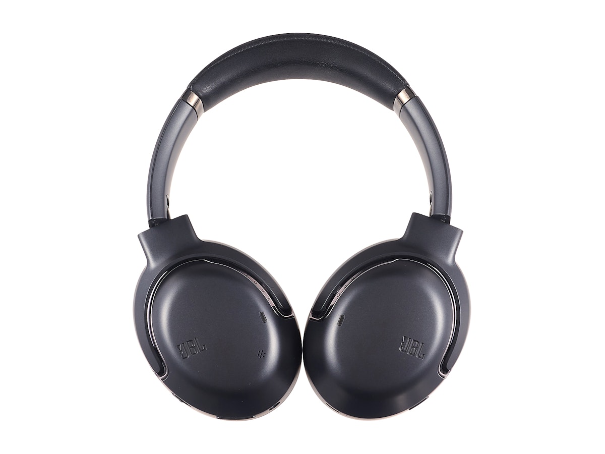 JBL TOUR ONE M2を徹底レビュー!実際に使ってわかったよい点 JBL TOUR ONE M2を徹底レビュー!実際に使ってわかったよい点