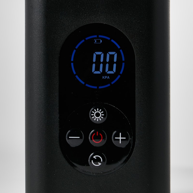 ポータブル電動エアコンプレッサー 3