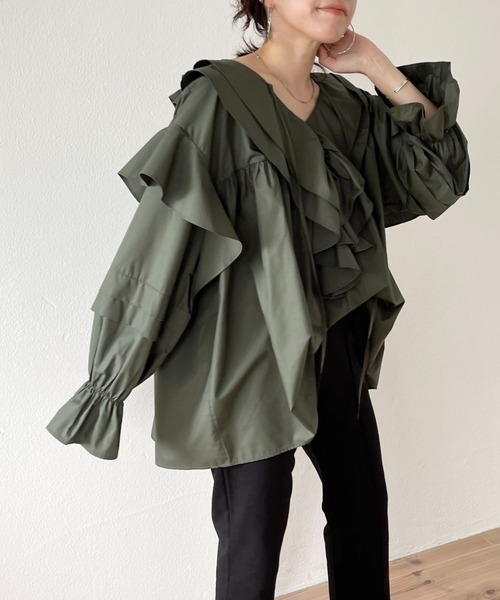 big collar frill blouse 5