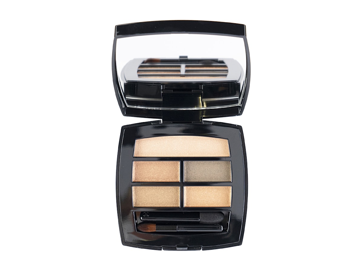 CHANEL レ ベージュ パレット ルガール インテンス シャネル レ ベージュ パレット ルガール インテンスをレビュー