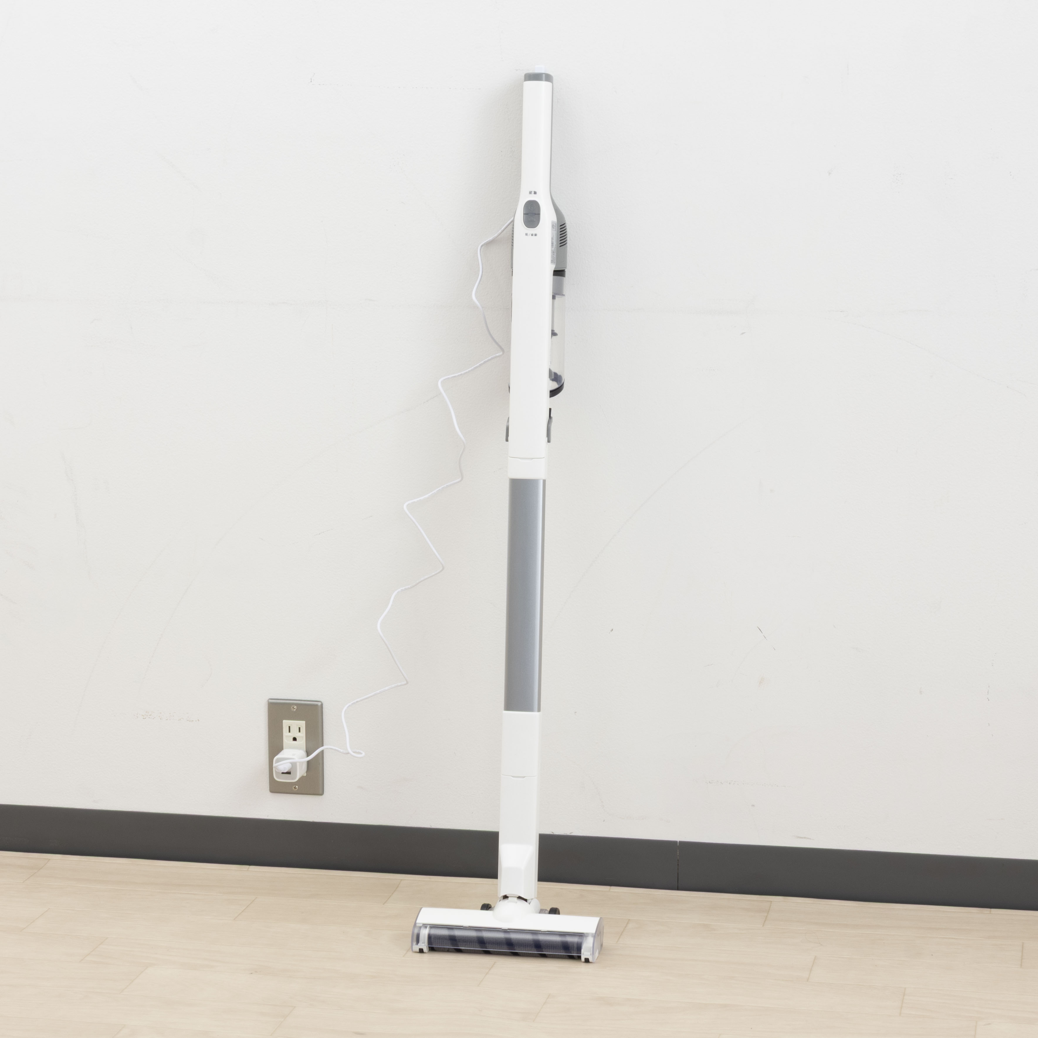 パワーブラシ付軽量掃除機スリム 7