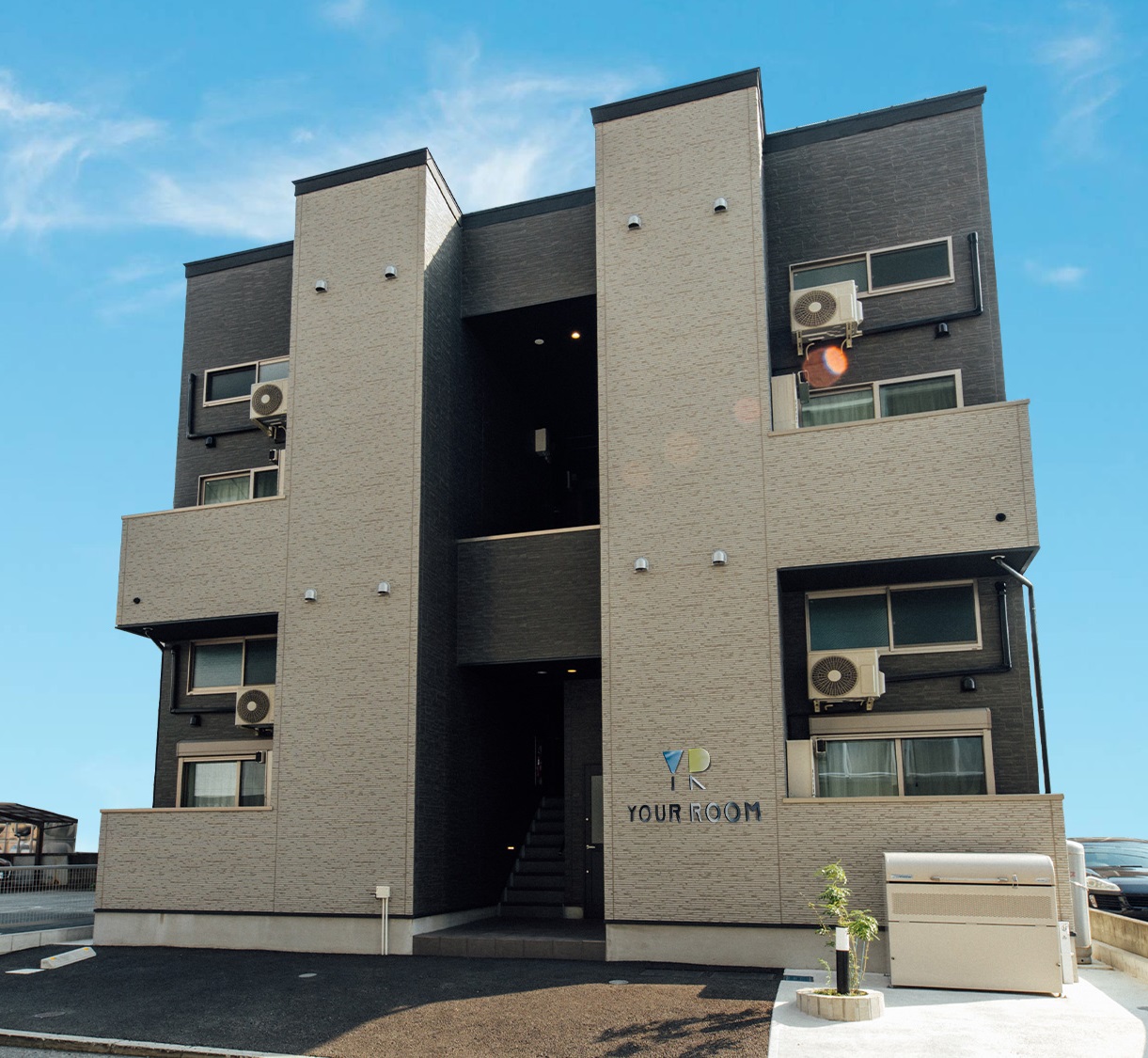 YOUR ROOM 熊本駅 1