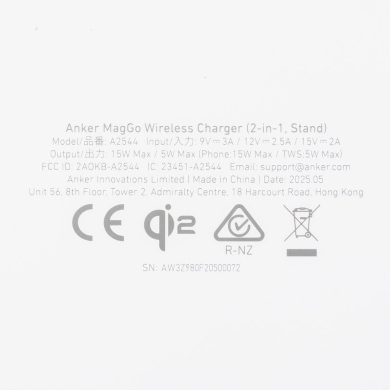 Wireless Charger (2-in-1, Stand) 6