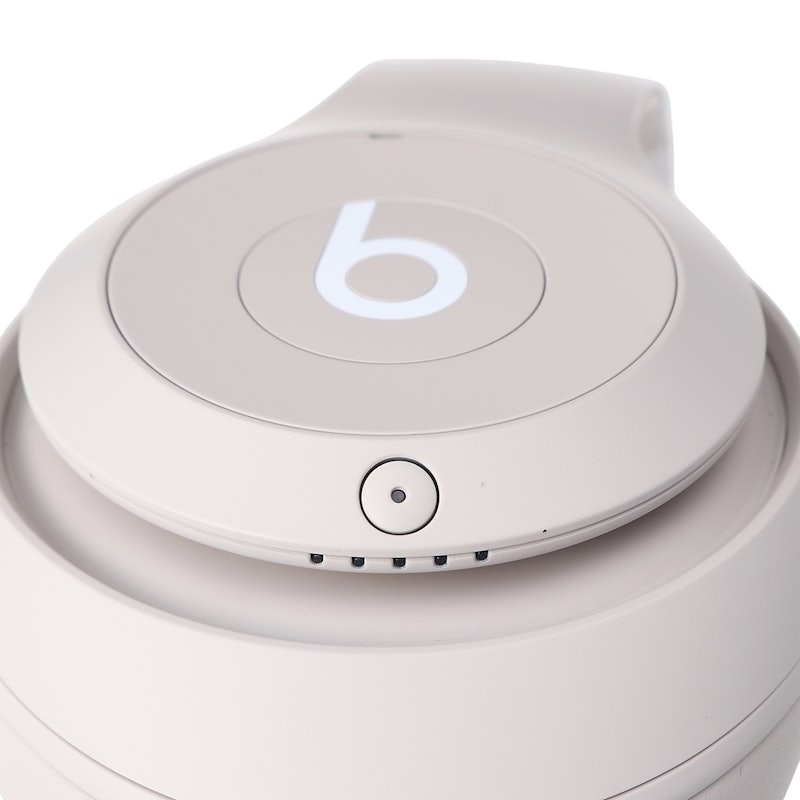 Beats Studio Pro 5