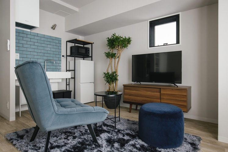 THREE APARTMENT HOTEL 4