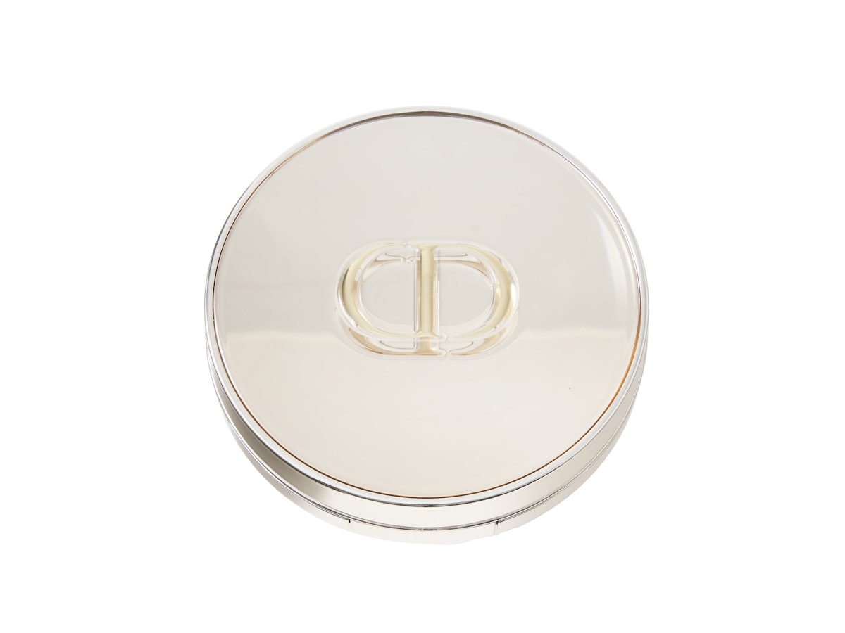 ディオール プレステージ ルクッション タンドゥローズ Dior プレステージ ル クッション タン ドゥ ローズ 010を