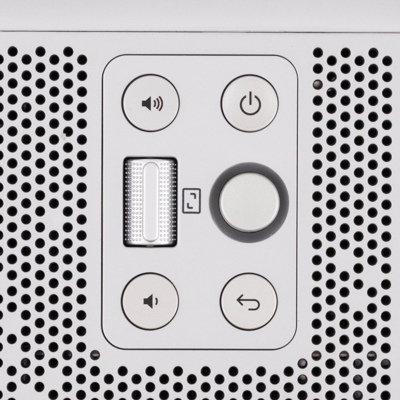 BenQ 4K スマートホームプロジェクター TK705STiを検証レビュー！プロジェクターの選び方も紹介 3