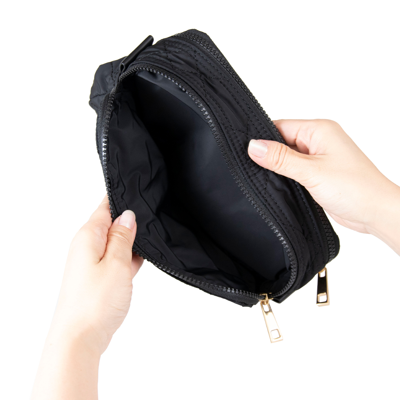 マークジェイコブス キルティング ポーチをレビュー！クチコミ・評判を