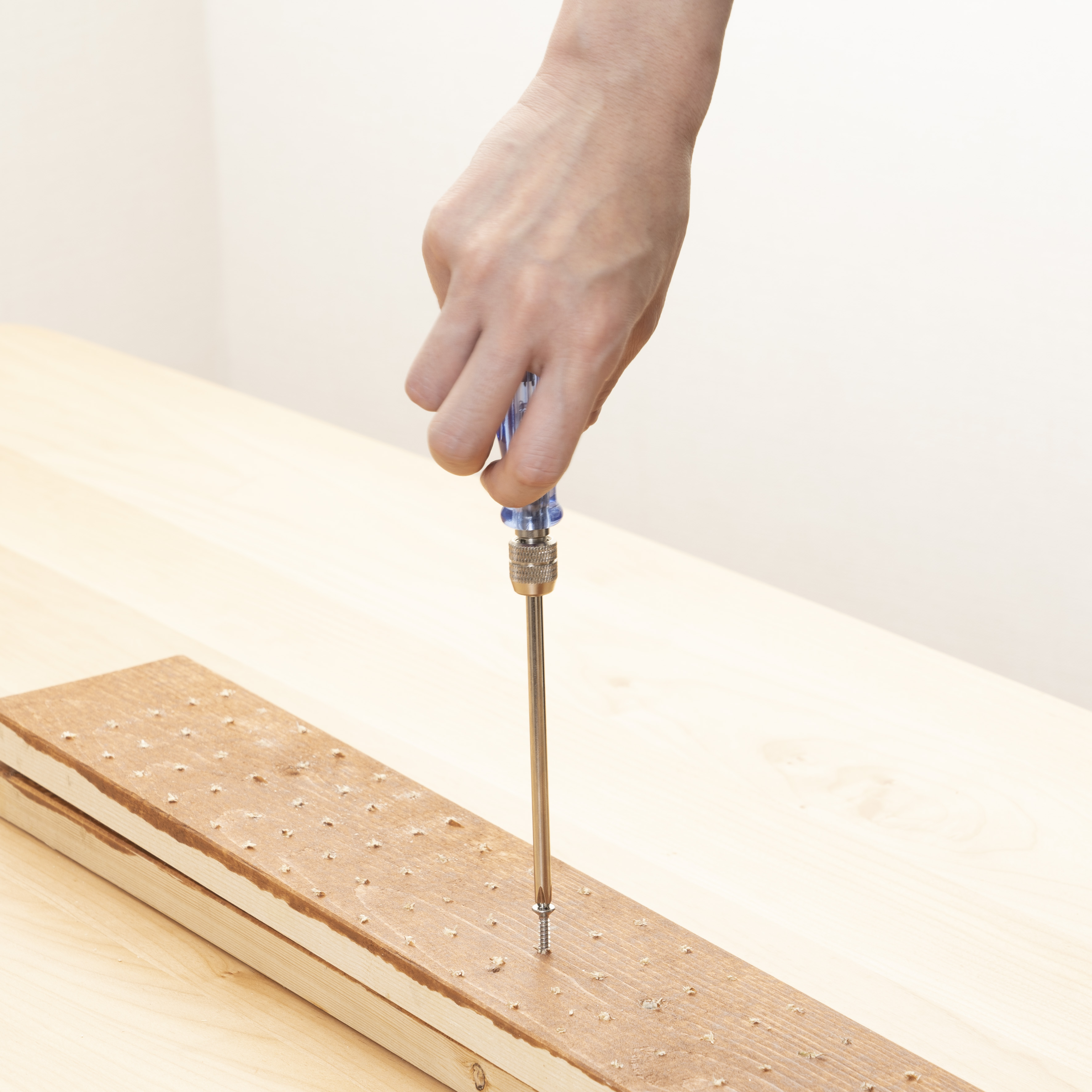 エンジニア 差替ドライバーセット 低圧検電グリップ付 DK-05をレビュー