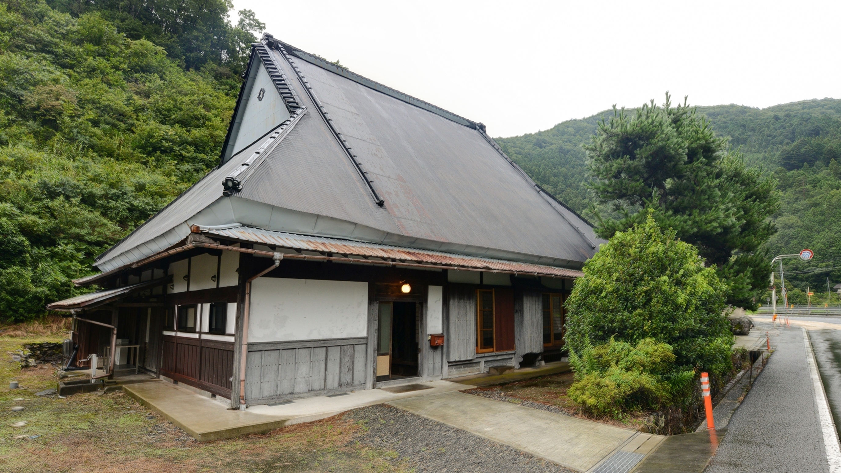 料理旅館きぐすりや 1