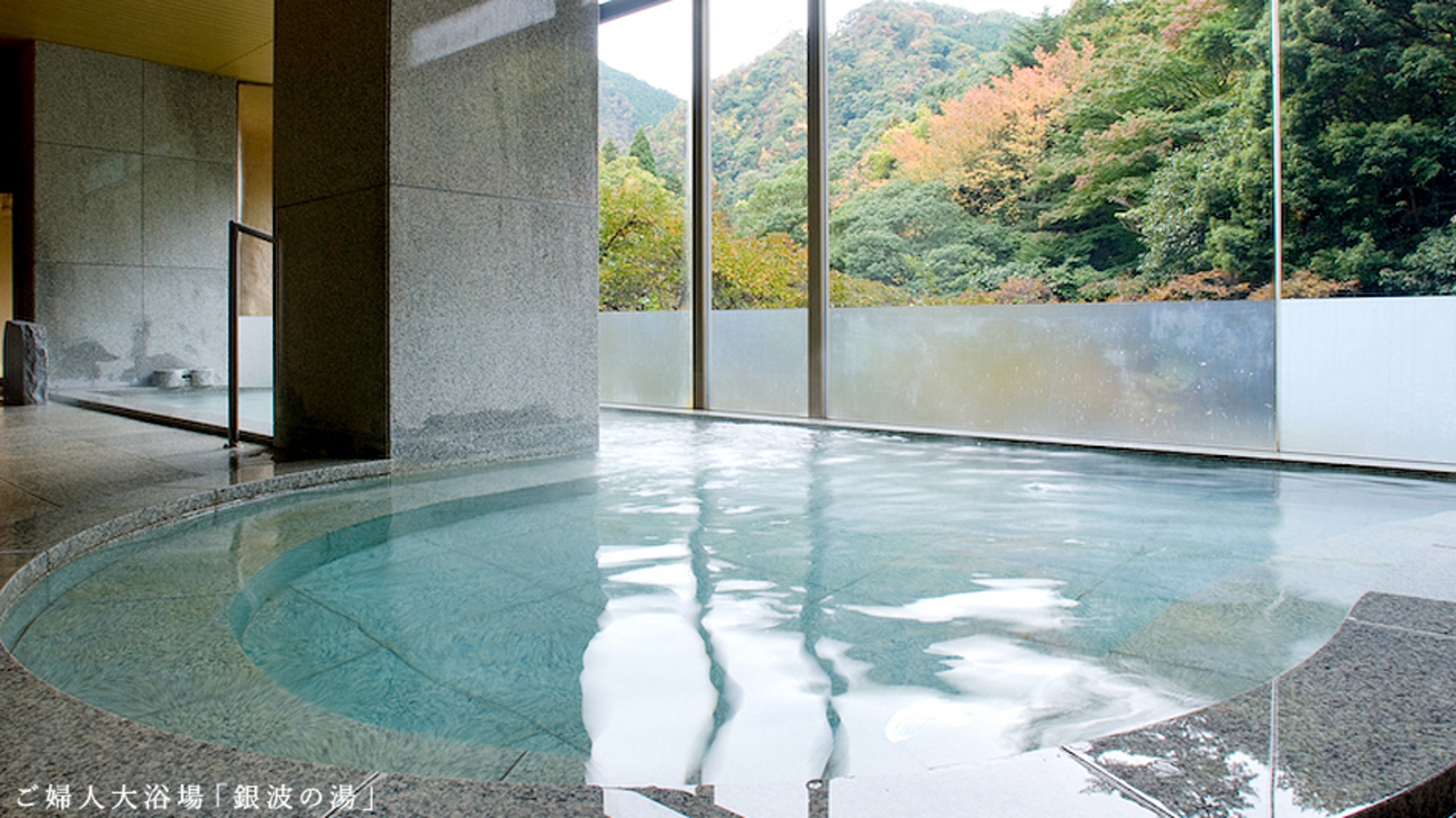 鴻朧館 3
