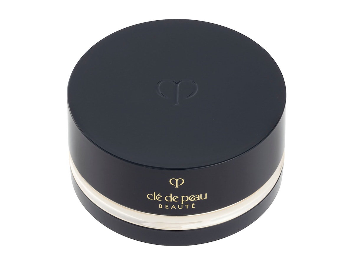 新品未使用 clé de peau BEAUTÉ フェイスパウダー 資生堂 cle de peau BEAUTE プードルトランスパラントn Mを検証