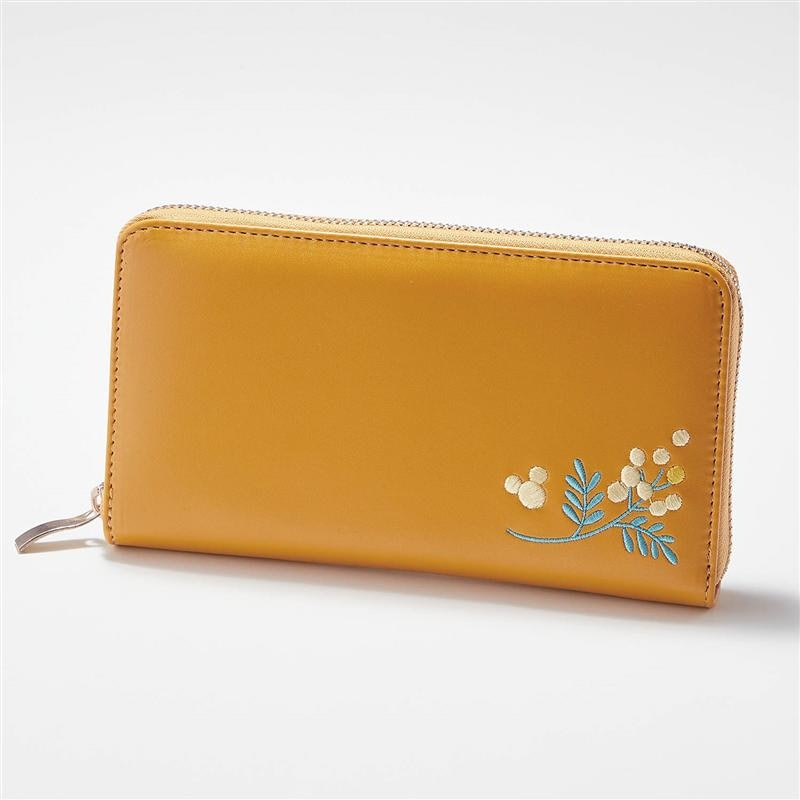 ワンポイント刺繍のギャルソン長財布 2
