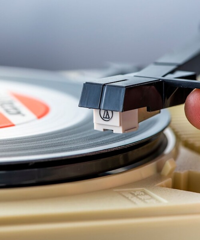 ポータブルレコードプレーヤー 4