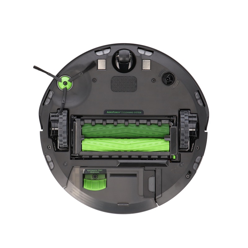 Roomba j7+ 3