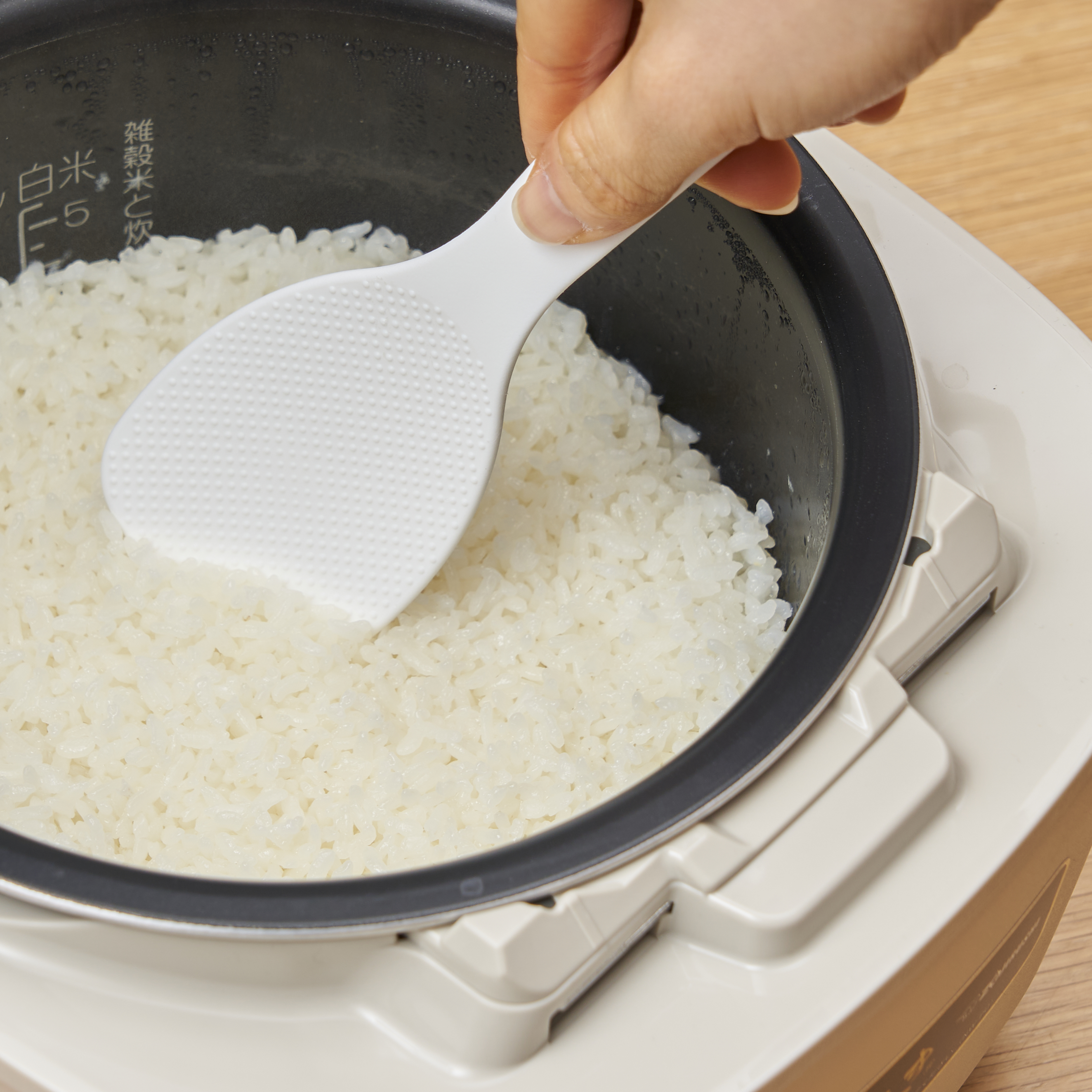 象印マホービン 炎舞炊き 圧力IH炊飯ジャー NW-PU10をレビュー