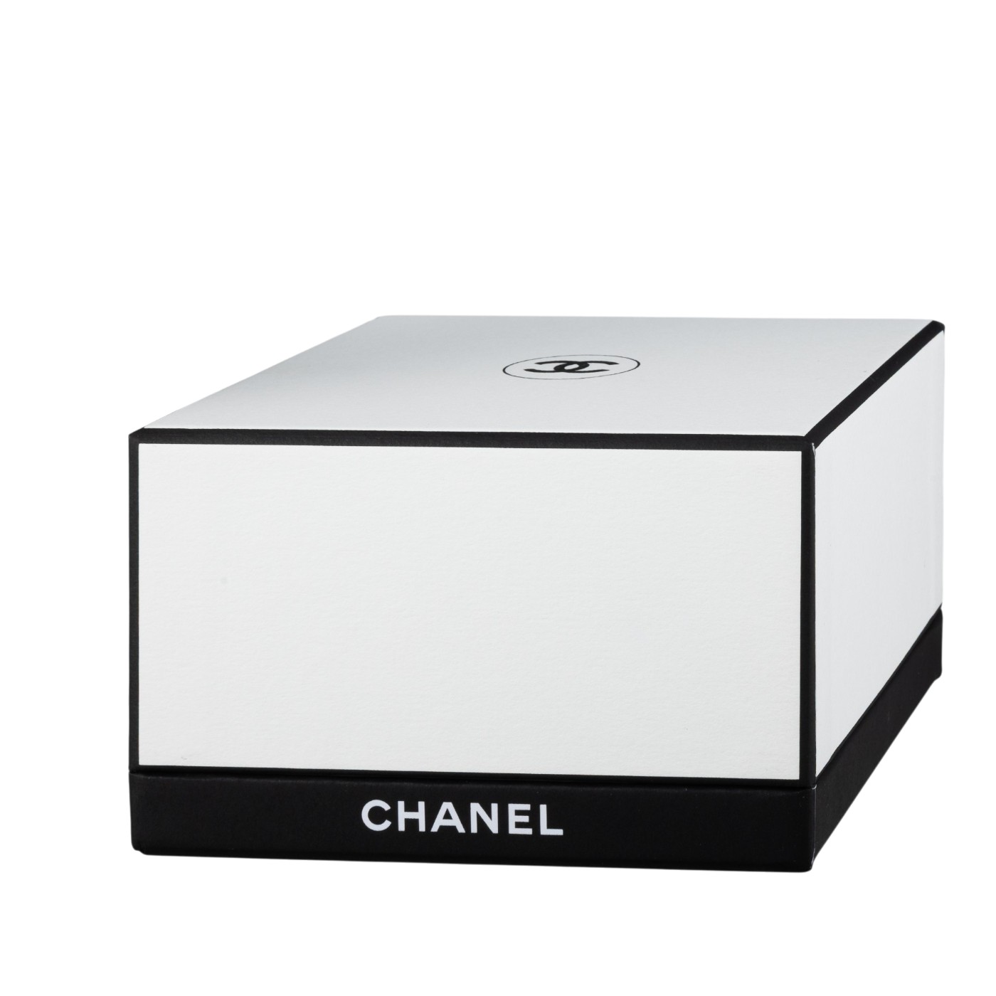 ゆ*じ様 【CHANEL シャネル】新品 レ ゼクスクルジフ フレッシュ ボディ CHANEL レ ゼクスクルジフ ドゥ シャネル フレッシュ ボディ クリーム