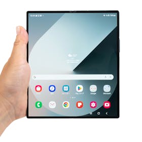 SAMSUNG Galaxy Z Fold6を検証レビュー!折りたたみスマホの選び方も紹介 1