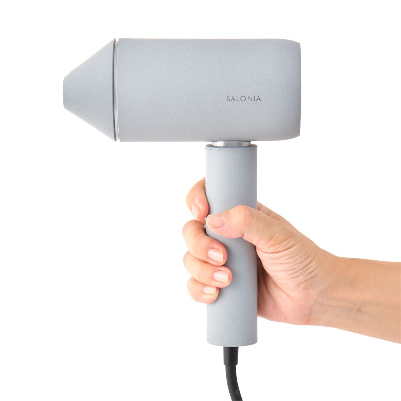 SALONIA エアトリートメントドライヤーの口コミ・評判は?実際に使って SALONIA エアトリートメントドライヤーの口コミ・評判は?実際に使って