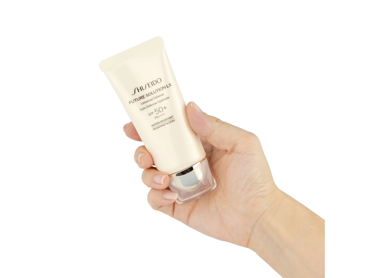 SHISEIDO フューチャーソリューション LX ユニバーサル ディフェンスs SHISEIDO フューチャーソリューション LX ユニバーサル ディフェンスs