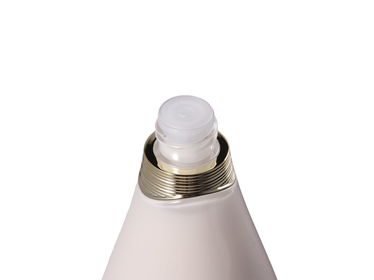 ディオール ジャドール ボディ ミルクをレビュー!クチコミ・評判をも ディオール ジャドール ボディ ミルクをレビュー!クチコミ・評判をも