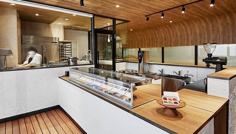 LITTLE MOTHERHOUSE CHOCOLATE FACTORY SHOP 2