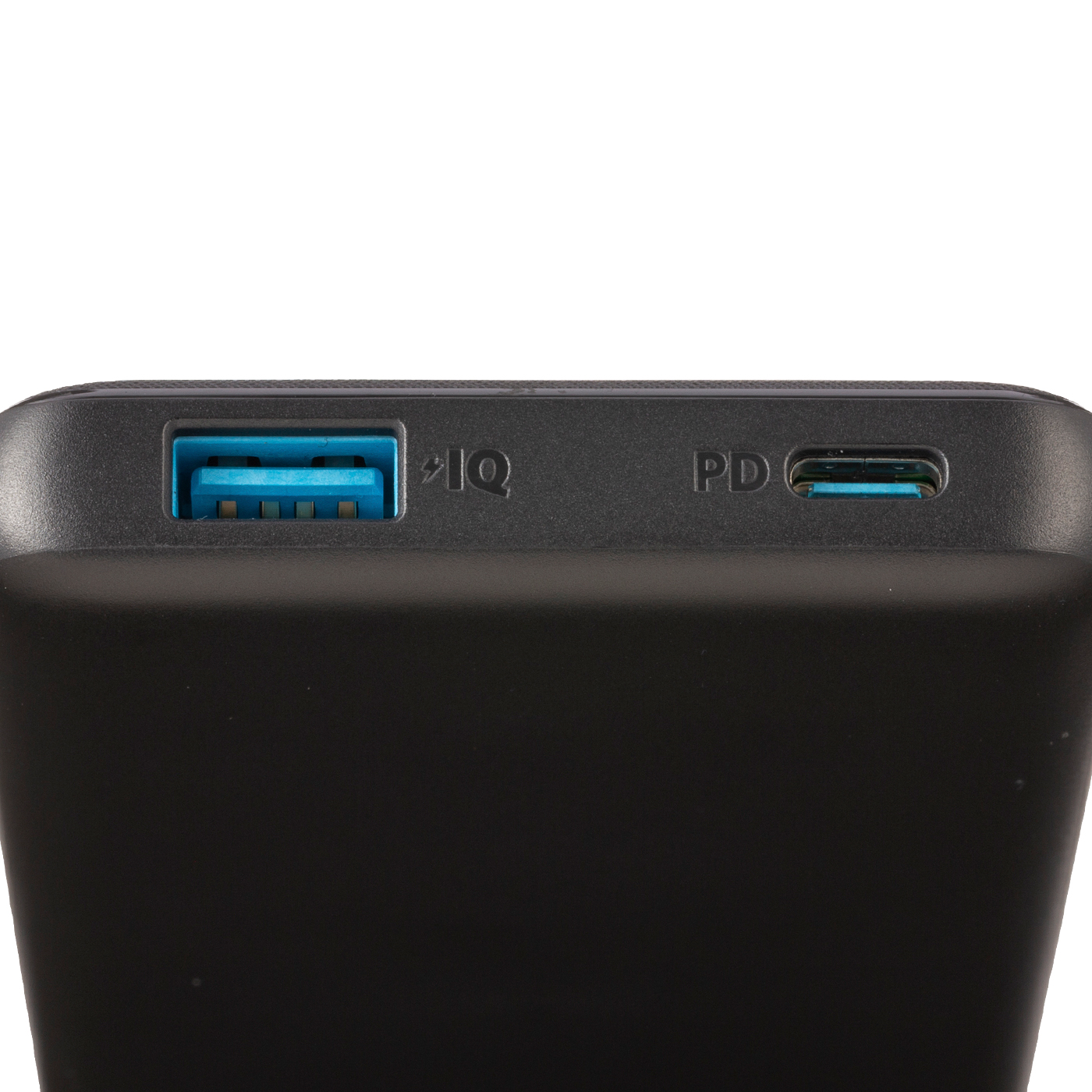 Anker Powercore Slim Pdを全27商品と比較 口コミや評判を実際に使ってレビューしました Mybest