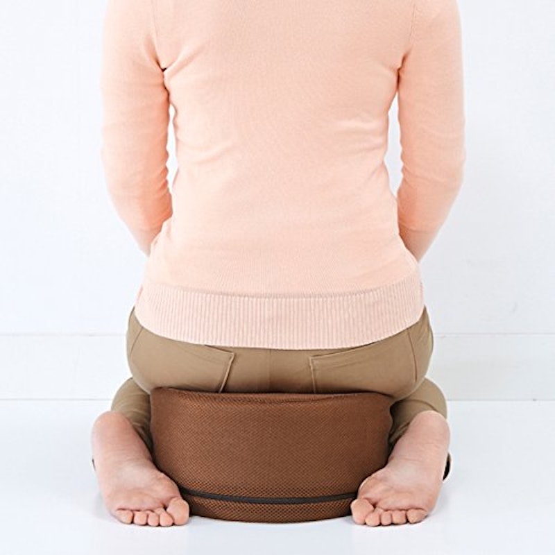 座れるフロアクッション 2