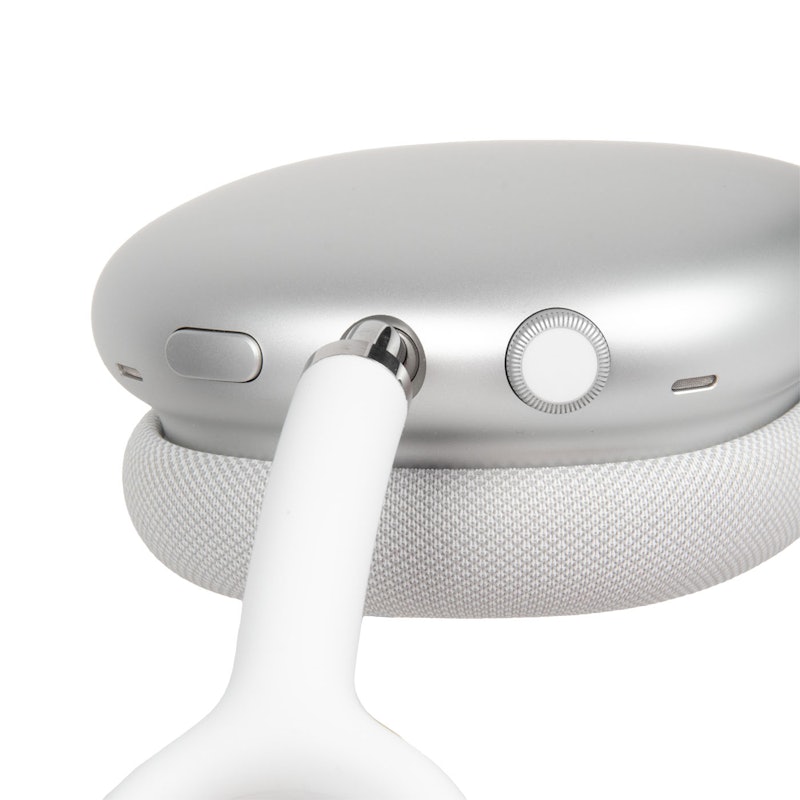 AirPods Max 6