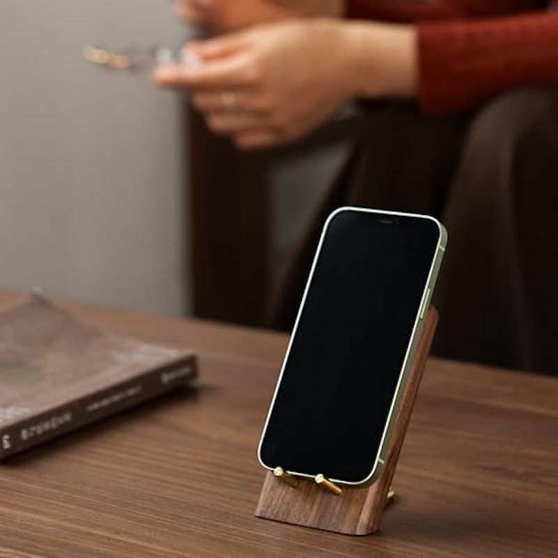 木製スマホスタンド 3