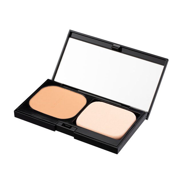 Suqqu ルーセント パウダー ファンデーションを他商品と比較 口コミや評判を実際に使ってレビューしました Mybest