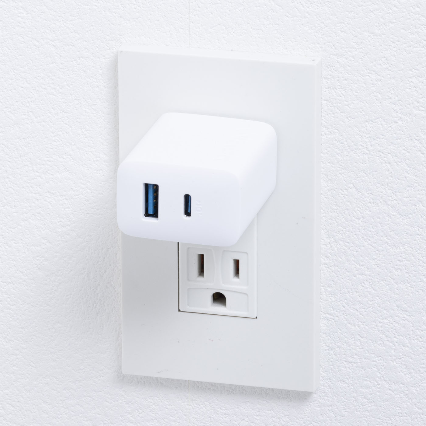 Charger (20W, 2-Port) with USB-C ＆ USB-C ケーブル 5