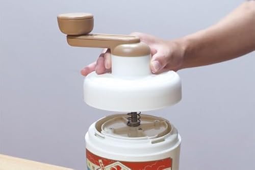 まわしてつくるかき氷器 3