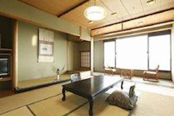 ホテル セタスロイヤル 10