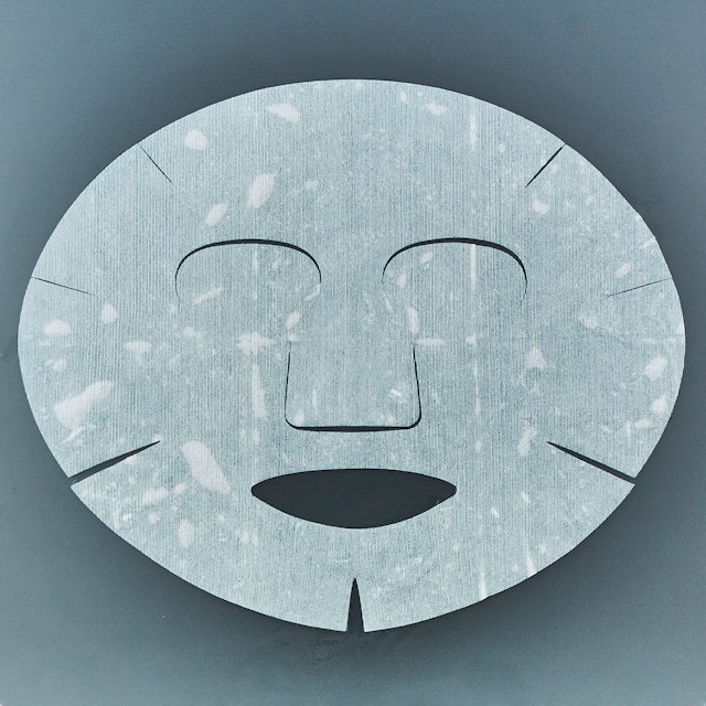 ベルサイユのばら オスカル ロザリー ラ モリエール密着マスクを他商品と比較 口コミや評判を実際に使ってレビューしました Mybest ベルサイユのばら オスカル ロザリー ラ モリエール密着マスクを他商品と比較 口コミや評判を実際に使ってレビューしました Mybest