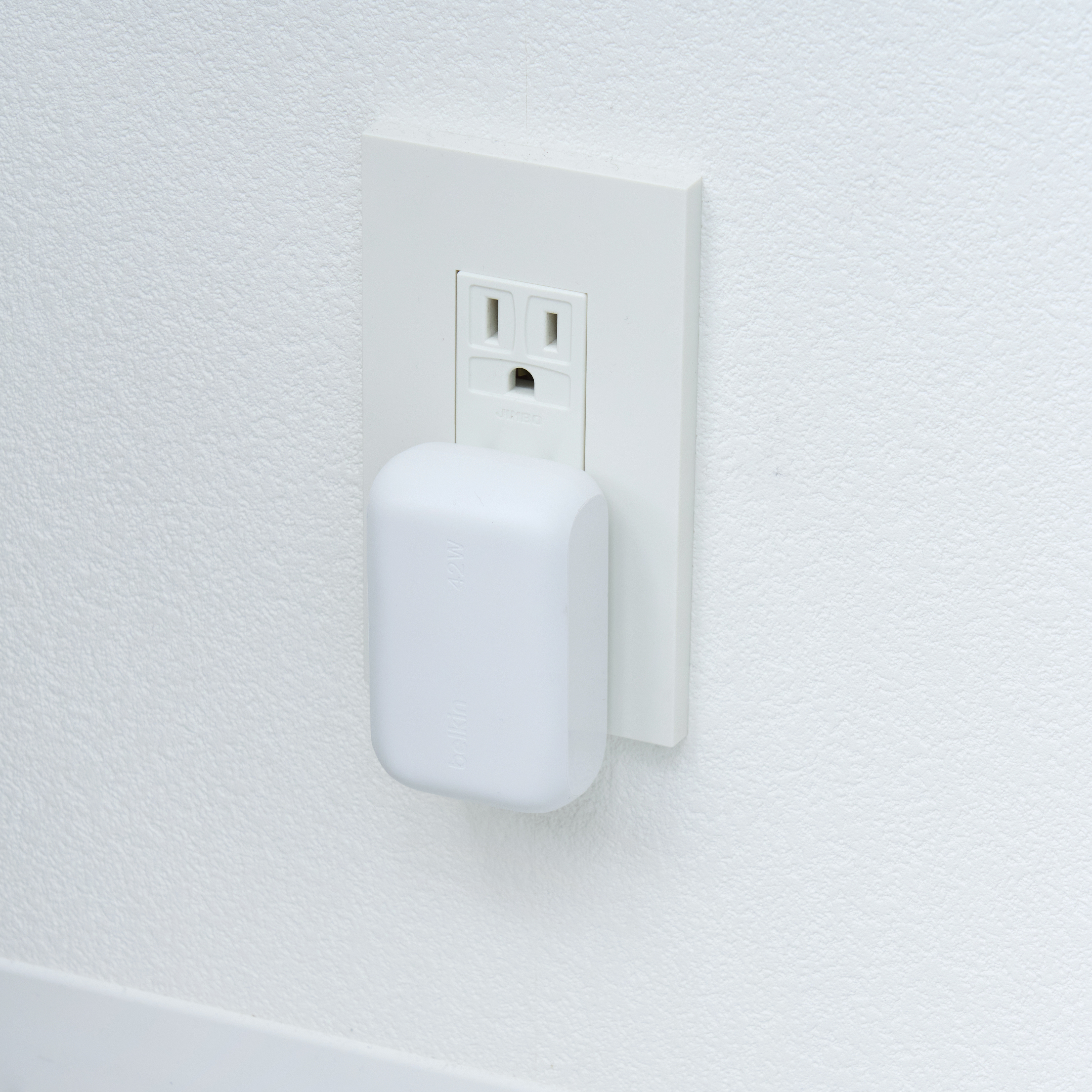 BoostCharge Dual Wall Charger 42W 7