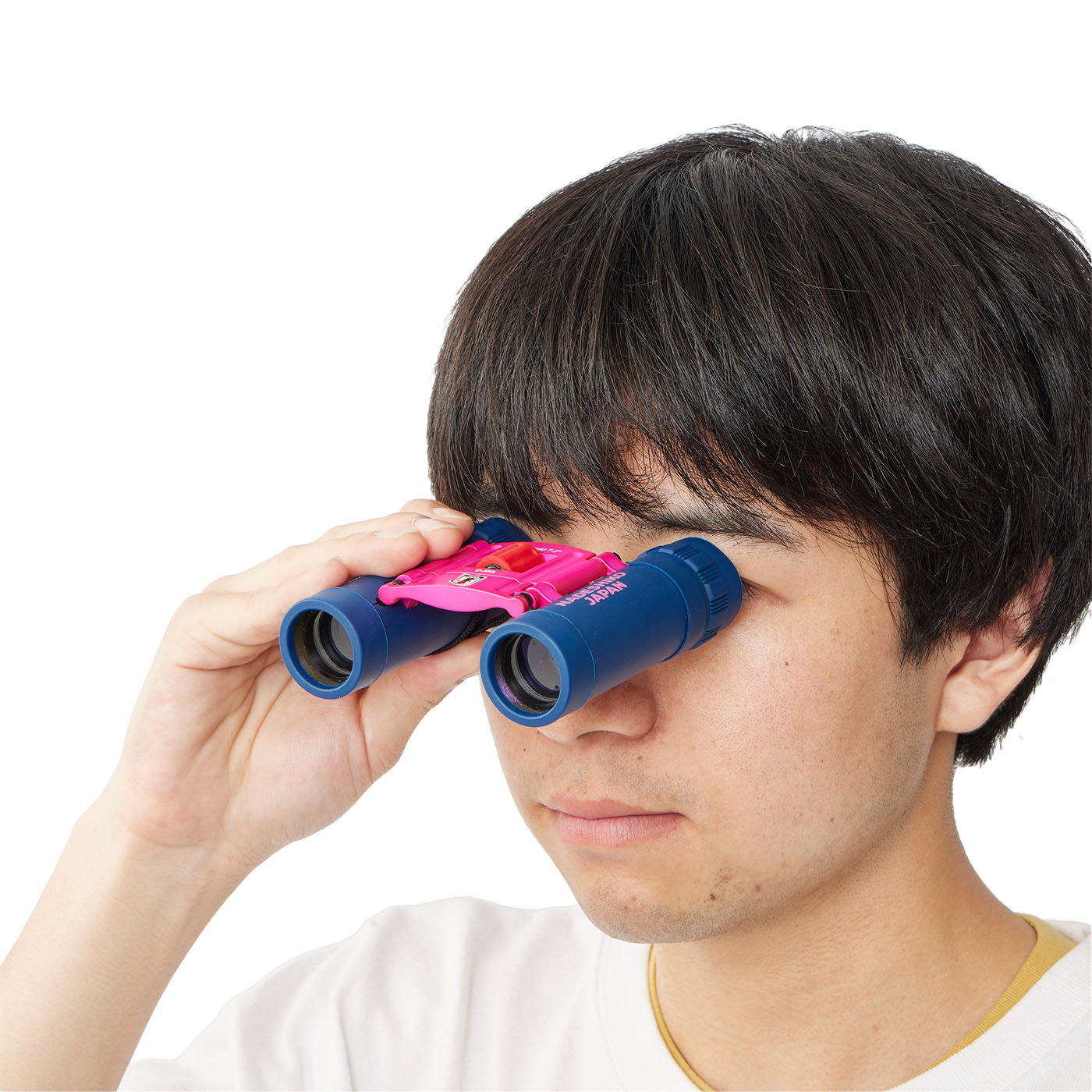 興和オプトロニクス サッカー日本代表モデル 双眼鏡 KD21-8NAを検証レビュー！双眼鏡の選び方も紹介 4