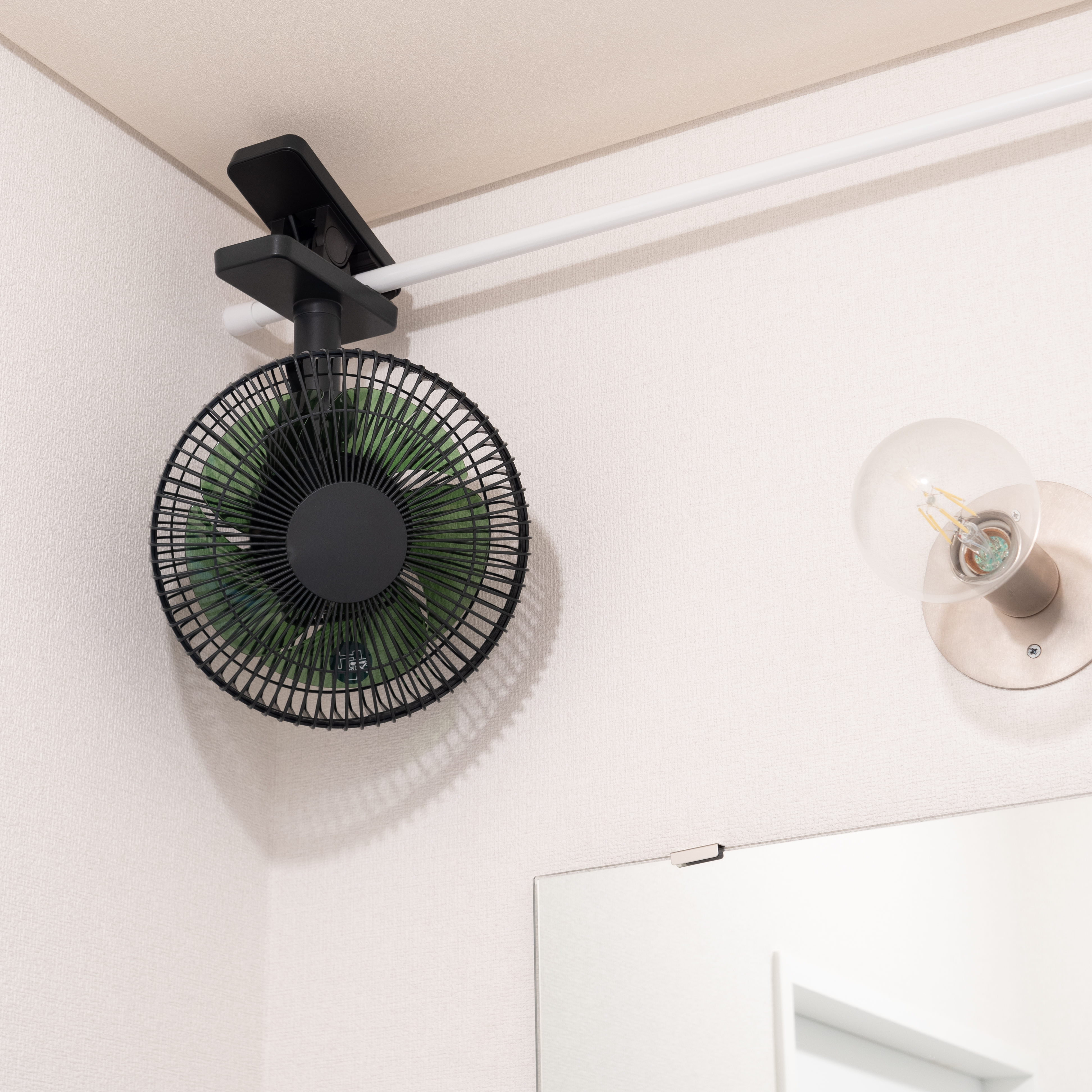 siroca - 【新品】 シロカ ポータブルコードレス扇風機 SF-PC171 ダークグリーン Amazon | シロカ ポータブルコードレス扇風機 ANDONFAN(アンドン