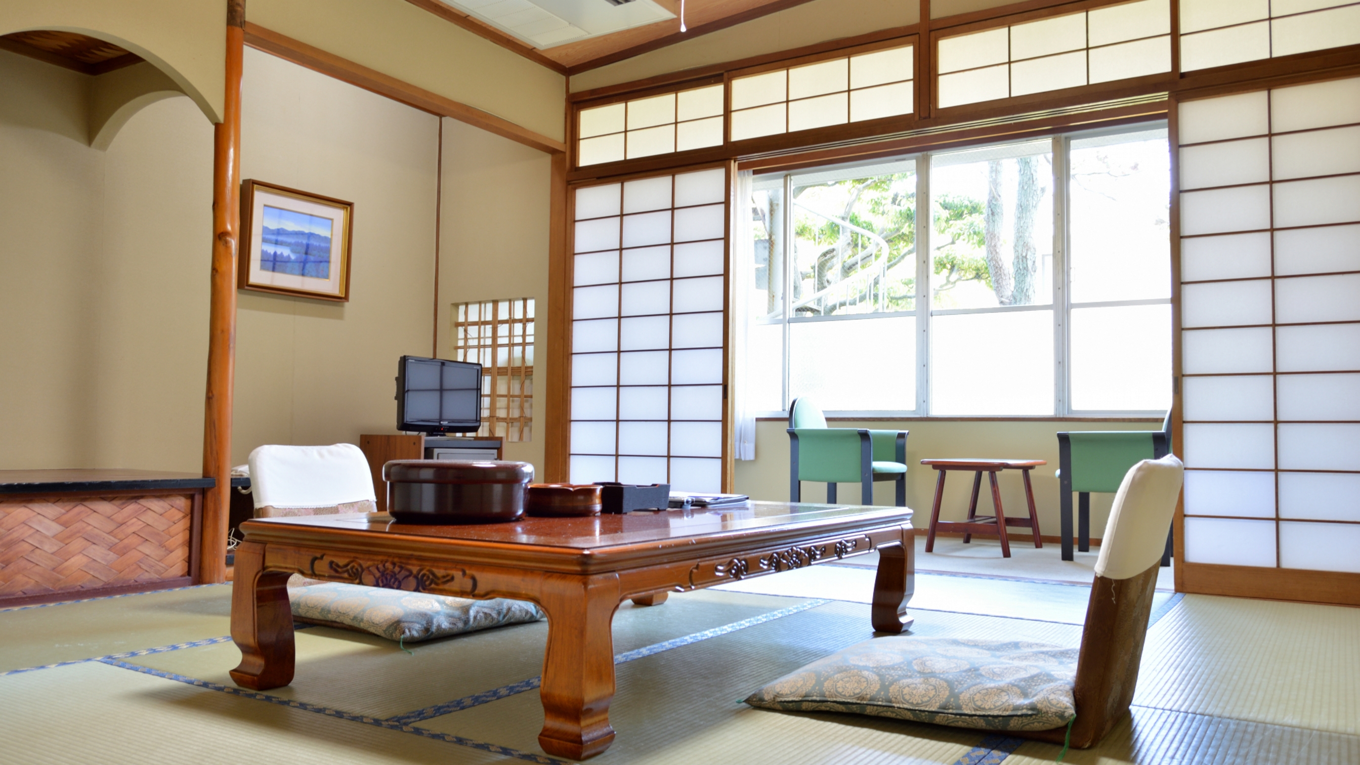 三井別館 8