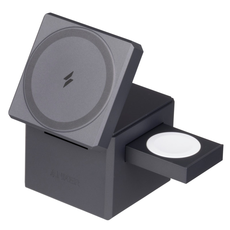 3-in-1 Cube with MagSafe 1