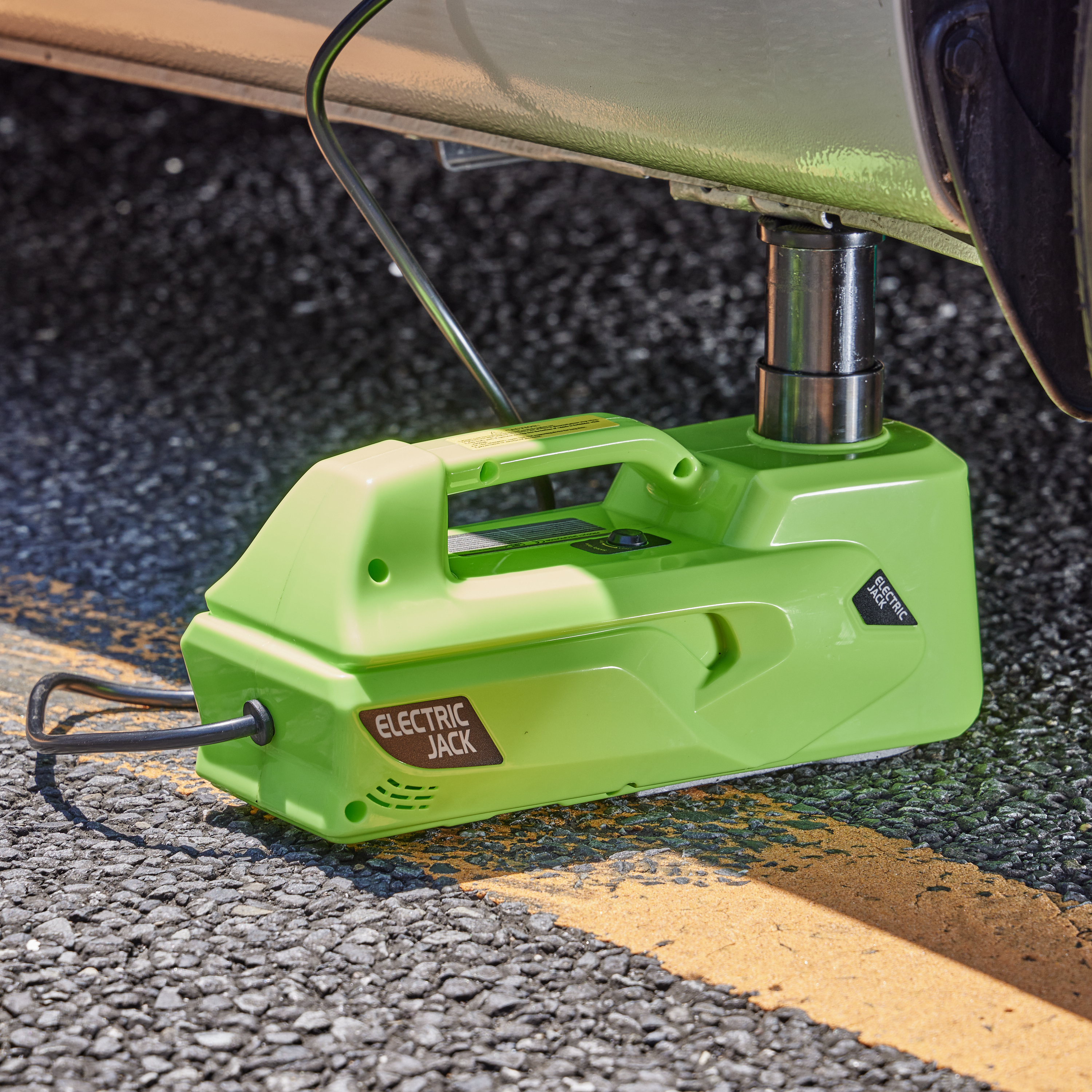 車用電動ジャッキ  2