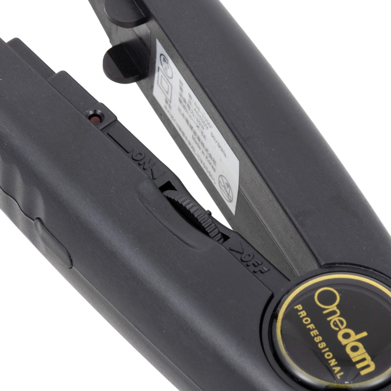 ワンダム スリムイオンアイロン 11mm AHI−1100をレビュー!クチコミ ワンダム スリムイオンアイロン 11mm AHI−1100をレビュー!クチコミ
