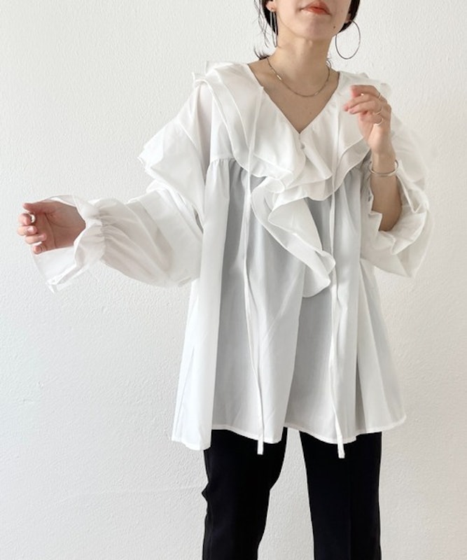 big collar frill blouse 1