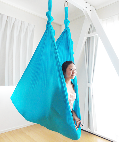 59 以上節約 空中ヨガハンモック 痛みを和らげる 子供用ハンモックは 子供がヨガに使用するためのバランスを改善します Www Larrypolatsch Com