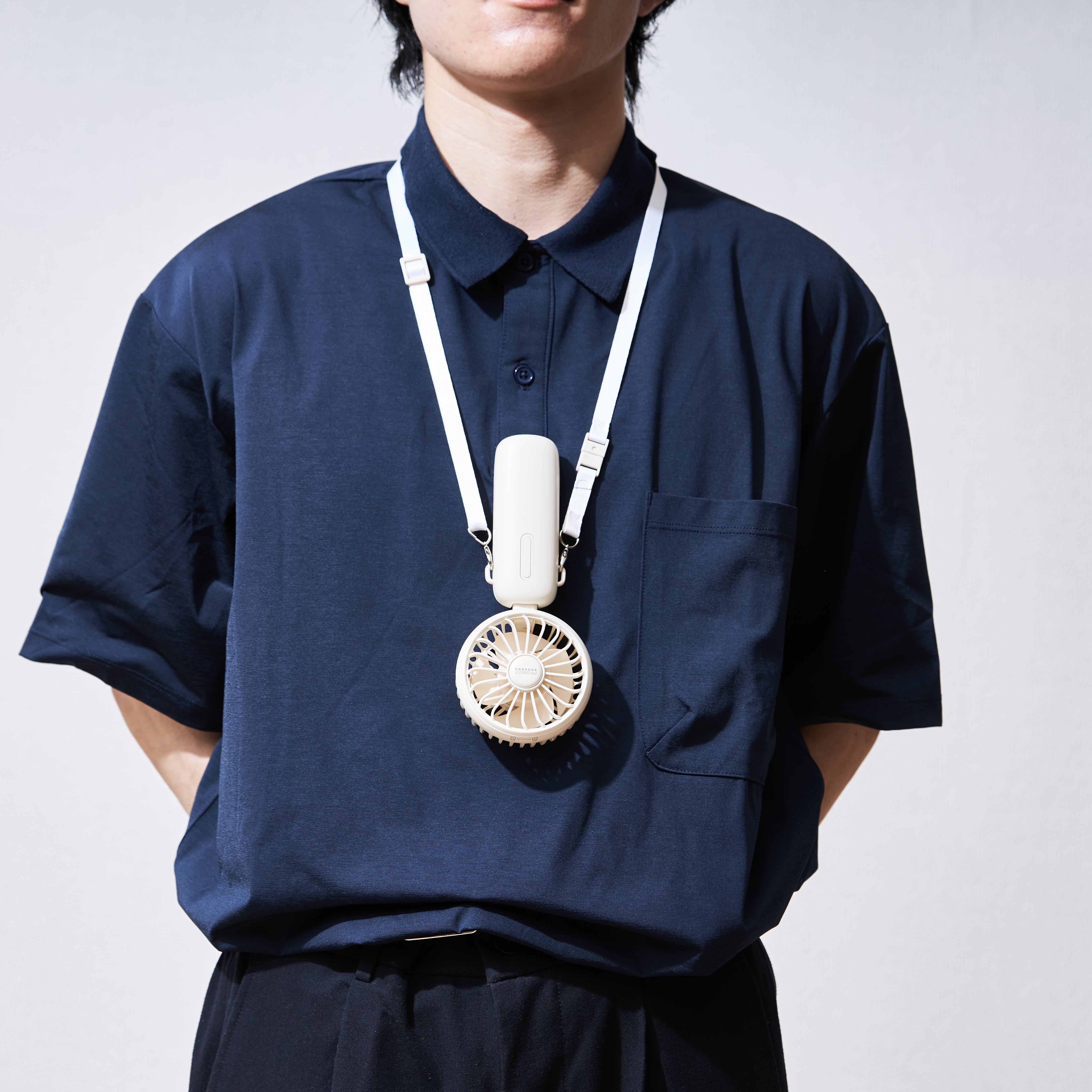 ライフオンプロダクツ PRISMATE 3WAYアロマハンディファン PR-F081-OW