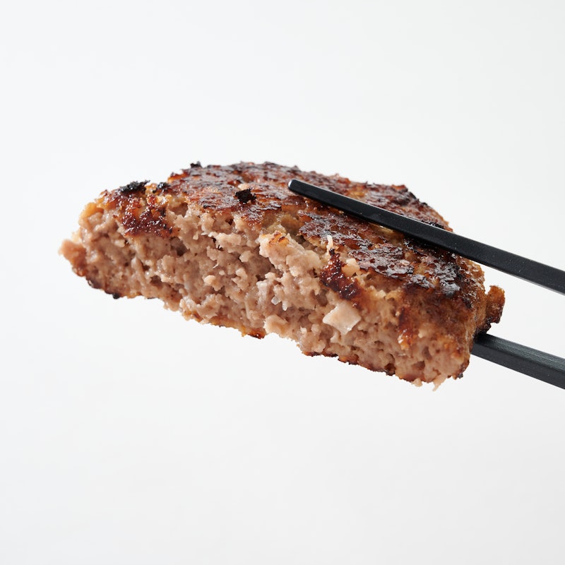 牛肉100%ハンバーグ 焦げ目付 3