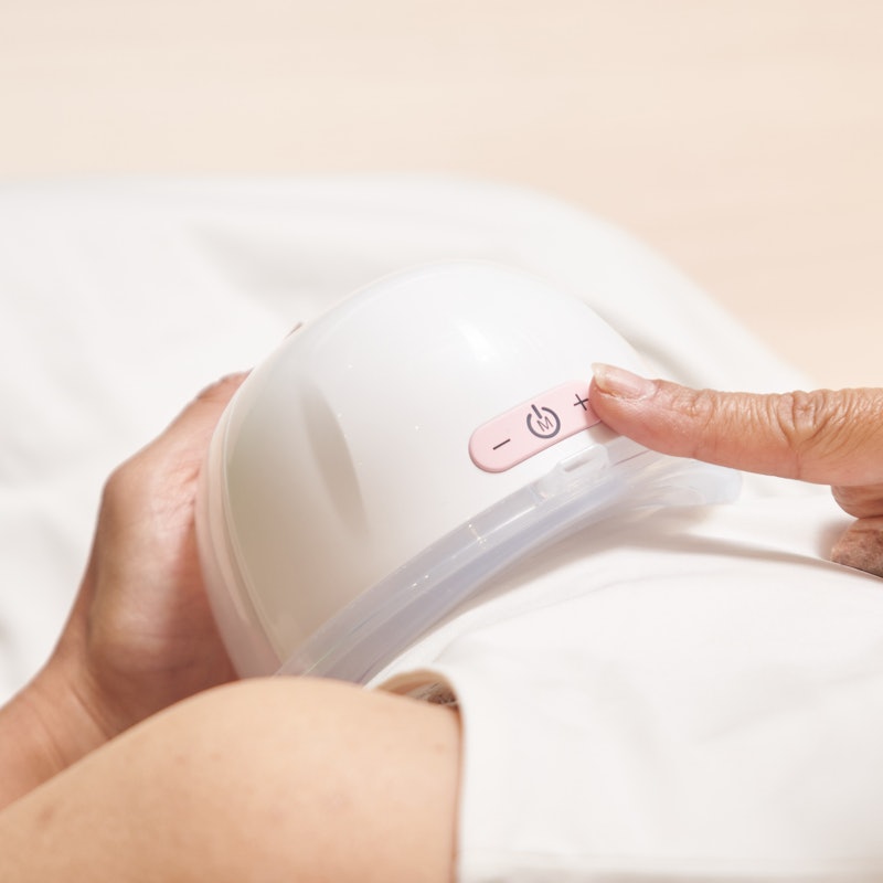ハンズフリー 電動さく乳器 3